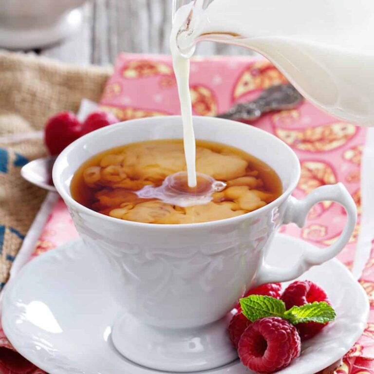 Breakfast Tea vs Earl Grey: A Tea Lover’s Guide to Morning Brews