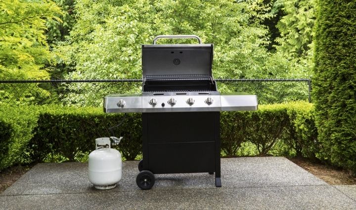 Natural Gas Grill vs Propane: Pros and Cons of Different Grill Fuels
